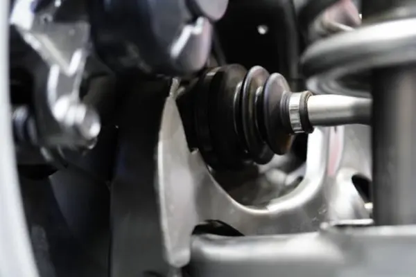 Mga Tip sa Pagpili ng Mount ng Engine: Universal Parts at Smart Pagbili ng Hacks