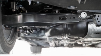 Bakit Pinapaboran ng Mga Mamahaling Kotse ang 